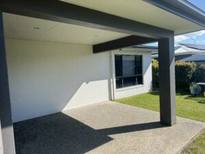 Exterior house cleaning Bakers Creek outdoor patio area
