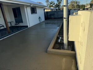 Pressure cleaned concrete pathway at duplex in East Mackay