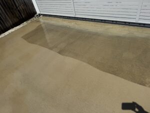 Surface cleaner pressure washing concrete in Andergrove