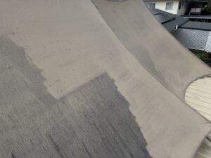 Before and after shade sail clean in South Mackay showing mould removal