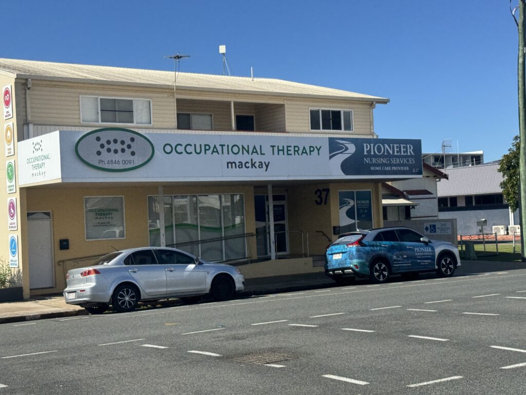 Front of the building on Brisbane Street.