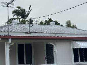 Dirty roof at Slade point