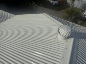 Clean roof in Mackay