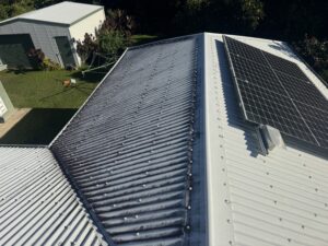 Dirty roof in West Mackay