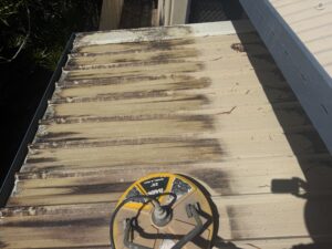 Dirty roof in west Mackay