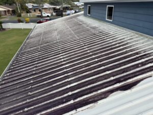 Dirty roof before the clean